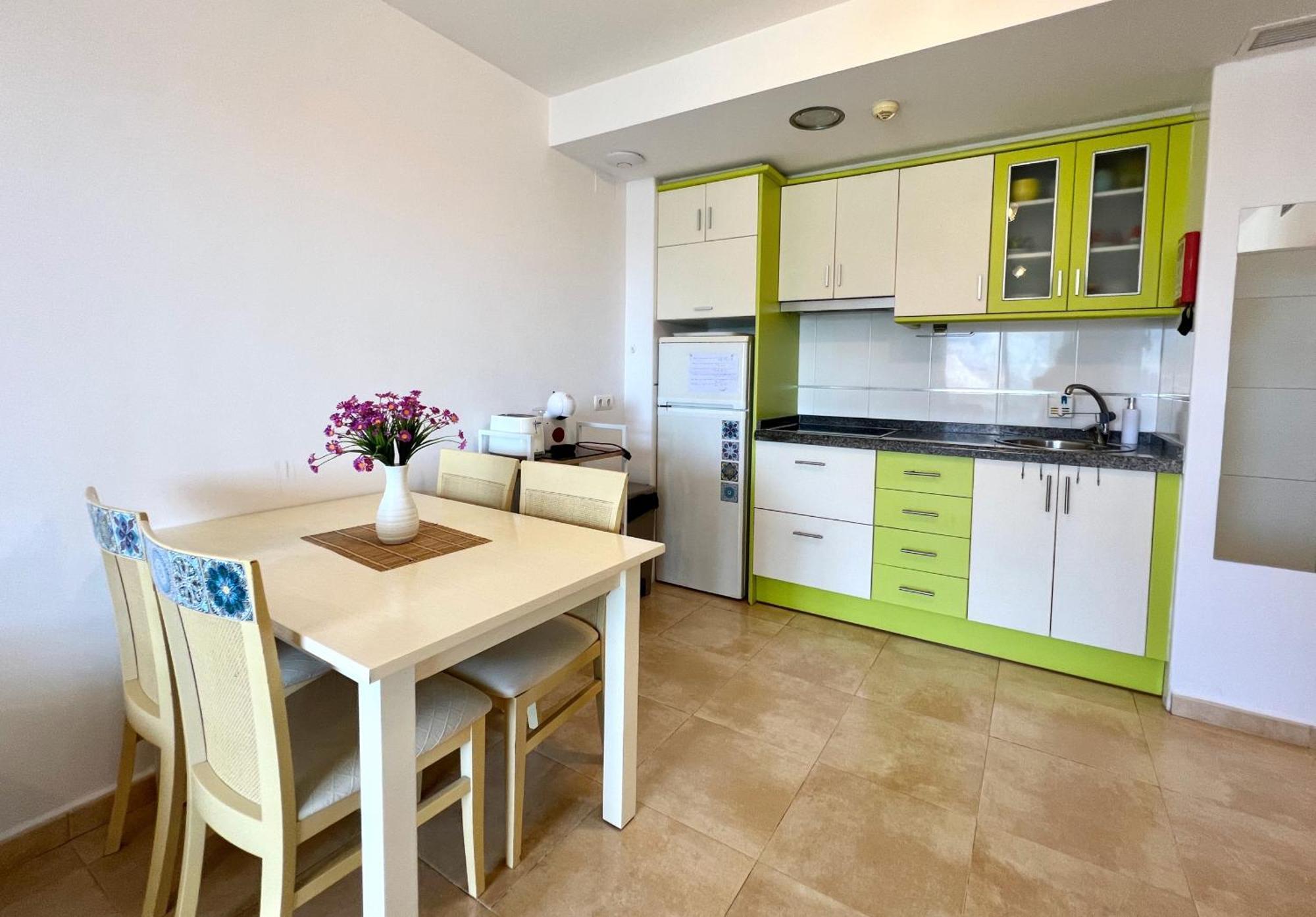 Apartamento Esmeralda Suites 칼페 외부 사진