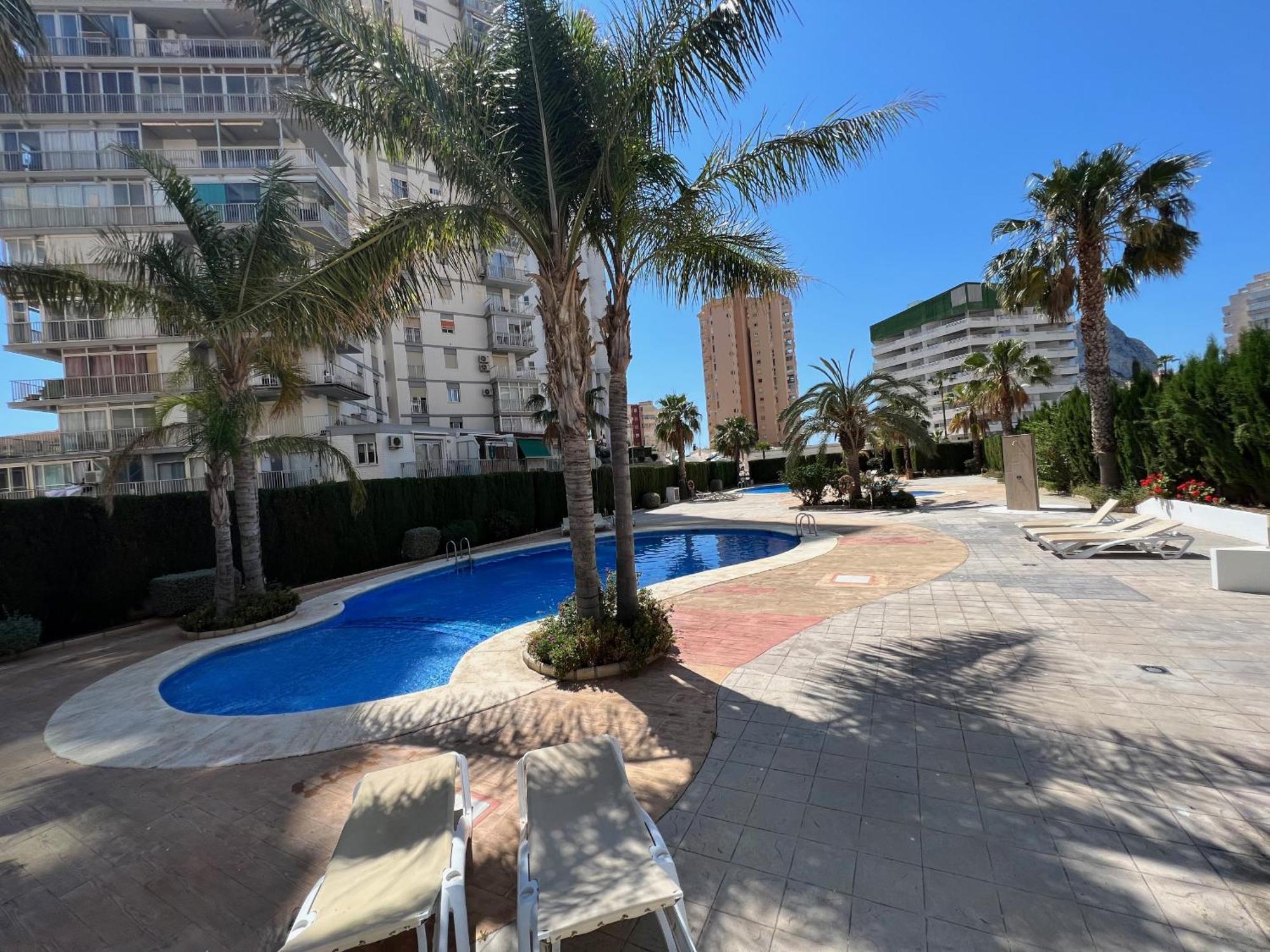 Apartamento Esmeralda Suites 칼페 외부 사진