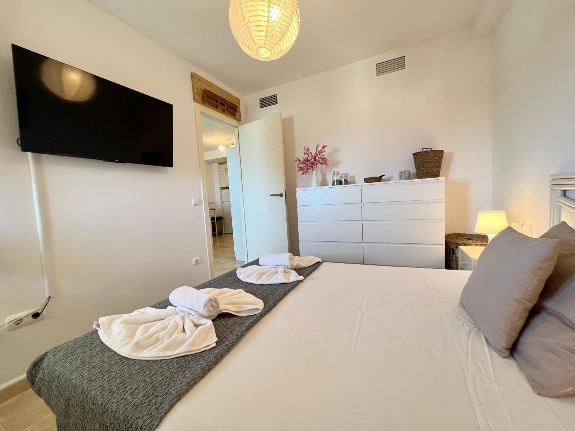 Apartamento Esmeralda Suites 칼페 외부 사진