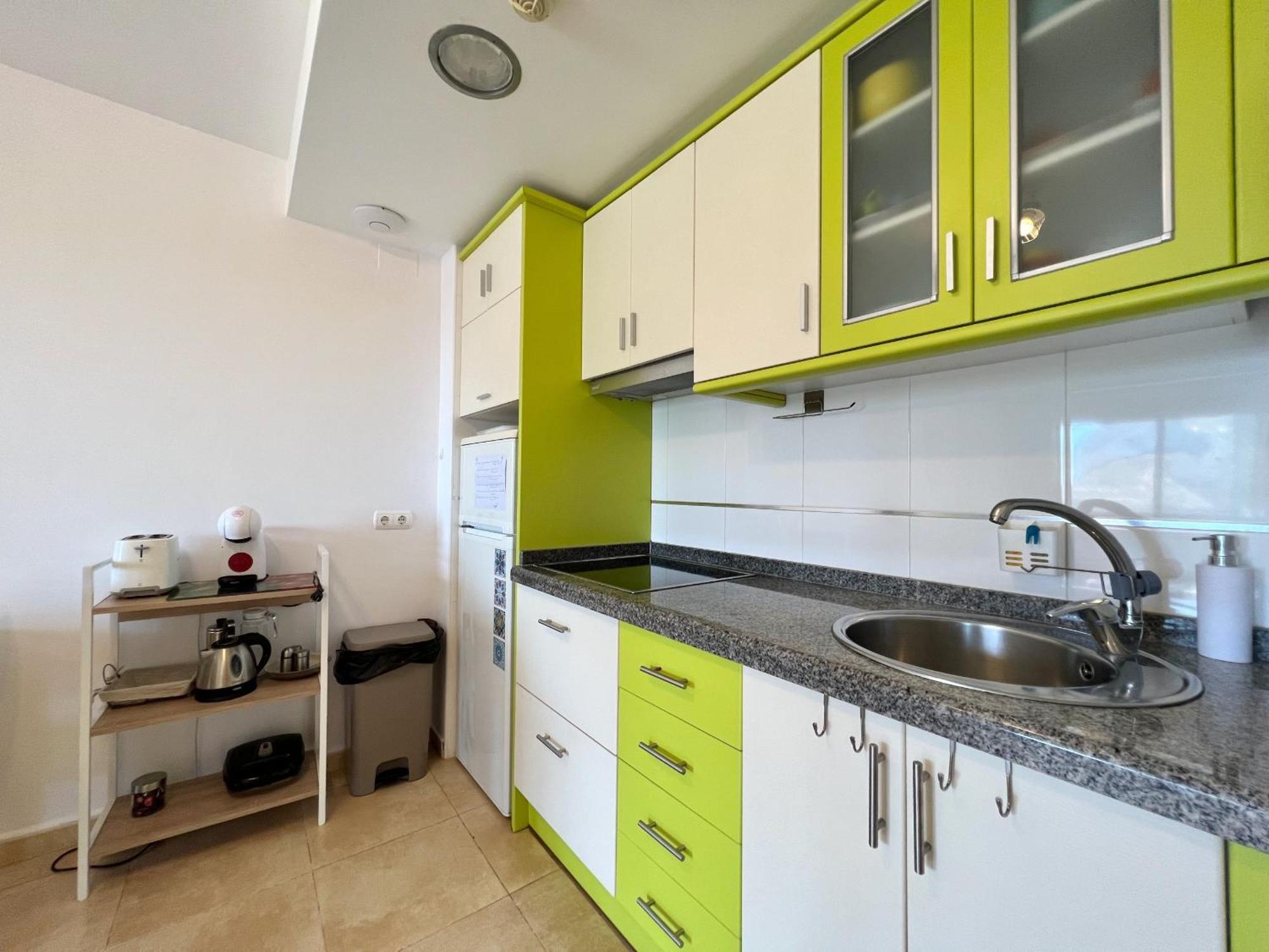 Apartamento Esmeralda Suites 칼페 외부 사진